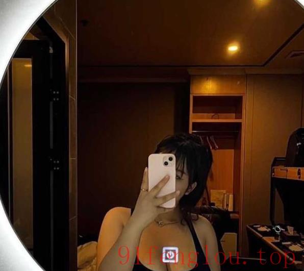 罗湖大胸器 小雪