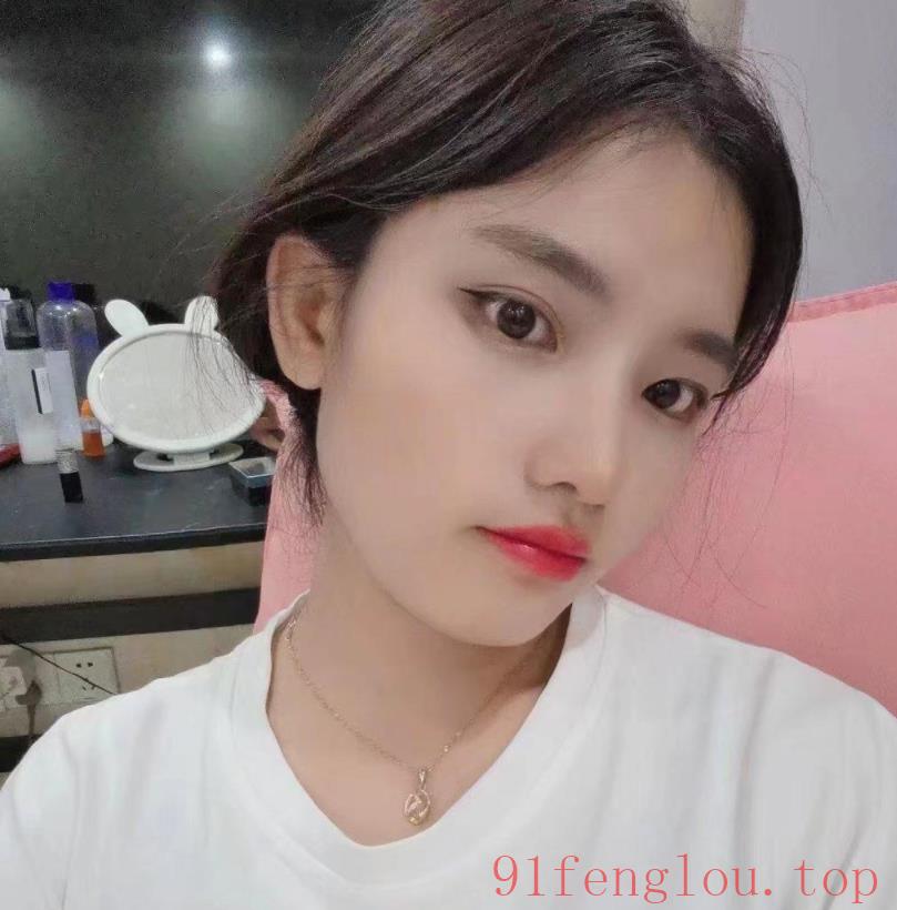 闵行初恋感小姐姐