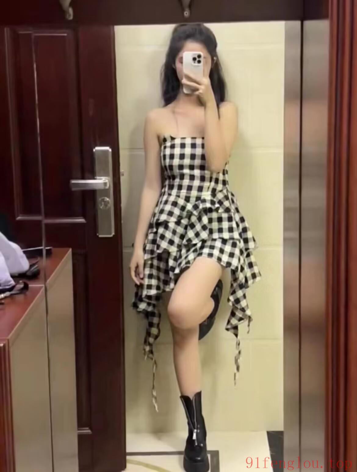 刚跟着闺蜜做可外出自己也有地方