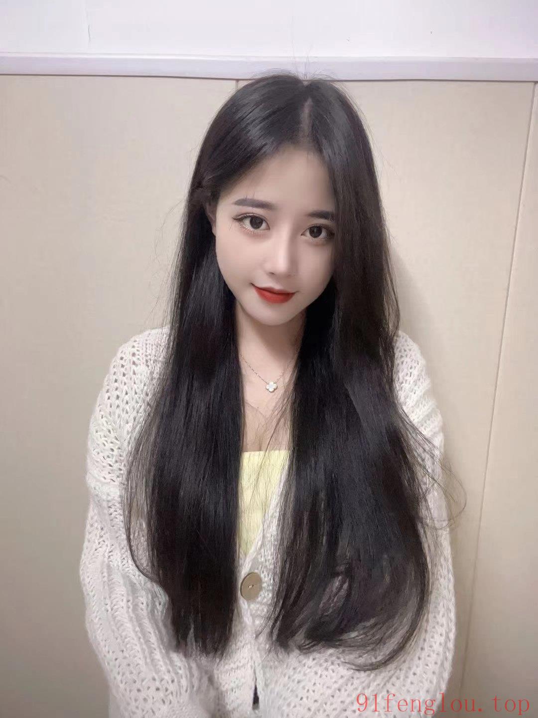 女友级别的大长腿美女