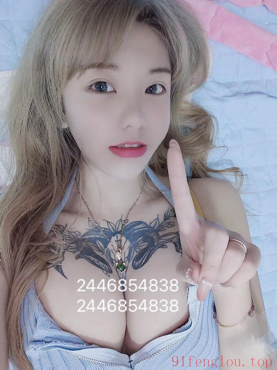 36D大奶纹身妹波推超爽，水很多身材很棒！