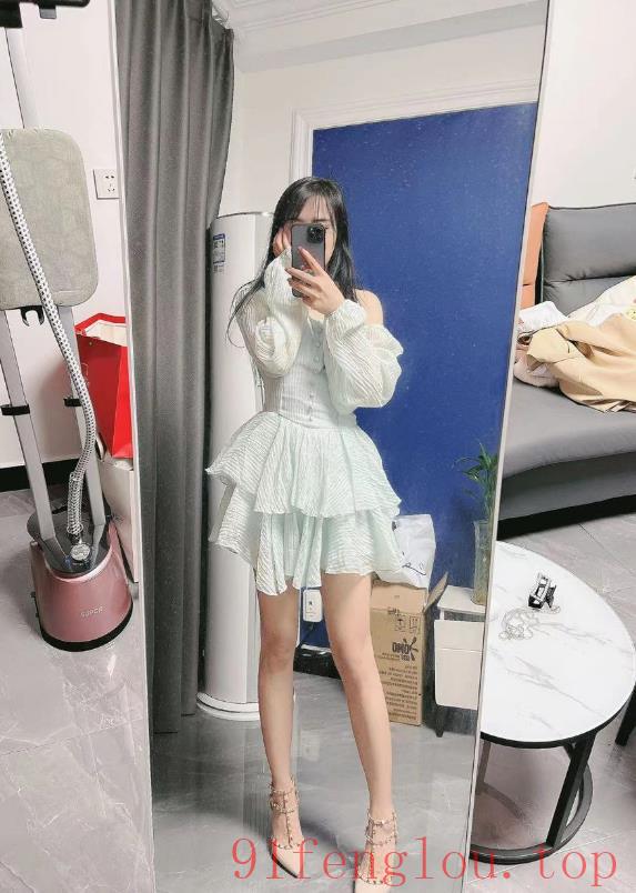 高端兼职嫩模服务不机车