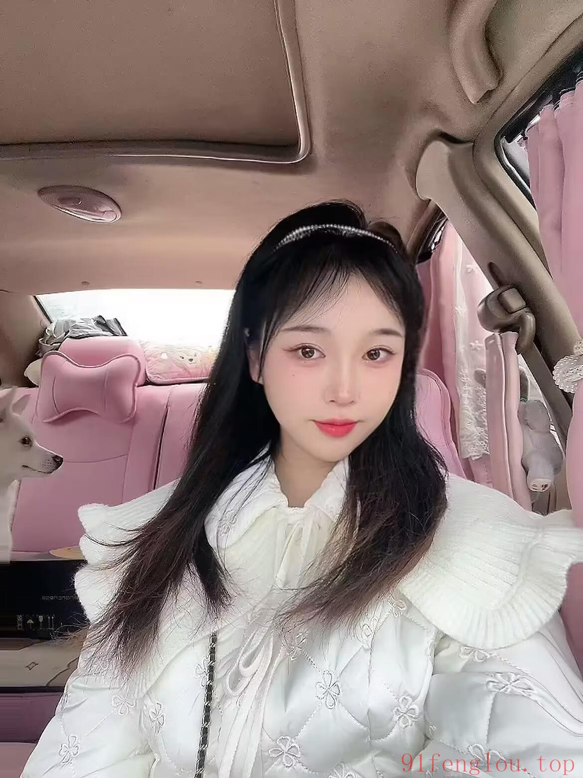 貌美温柔气质学妹兼职