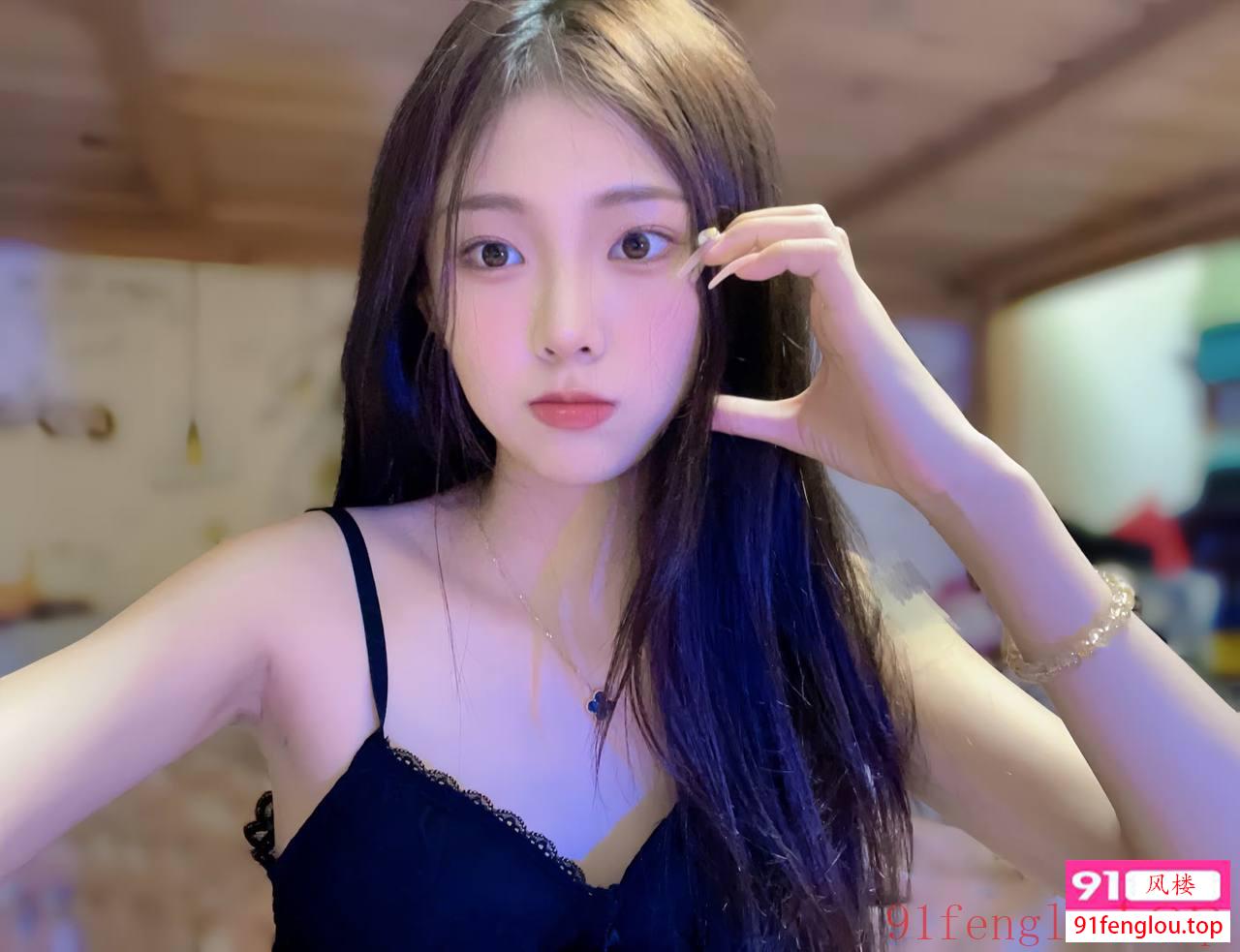 大连粉嫩多汁小嫩妹