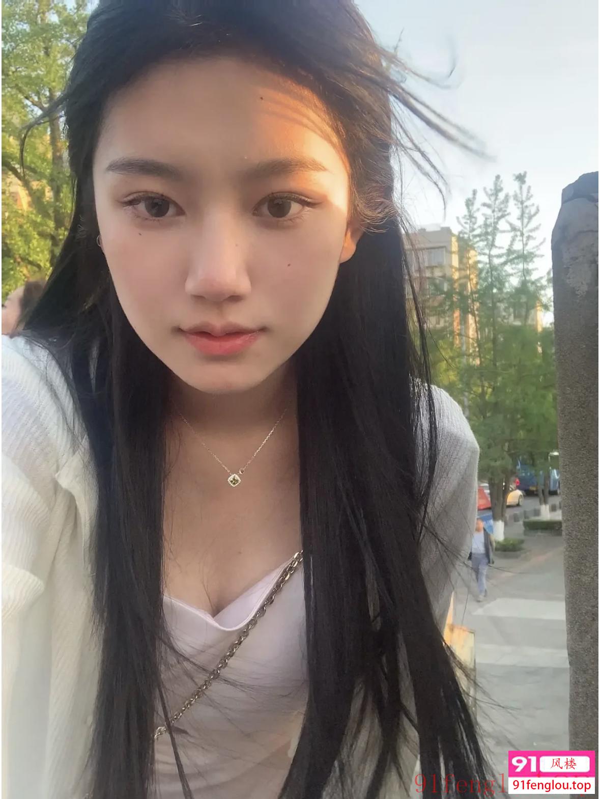 清纯学生妹被迫下海