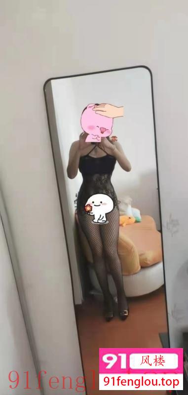 二刷兼职少妇猪菲菲