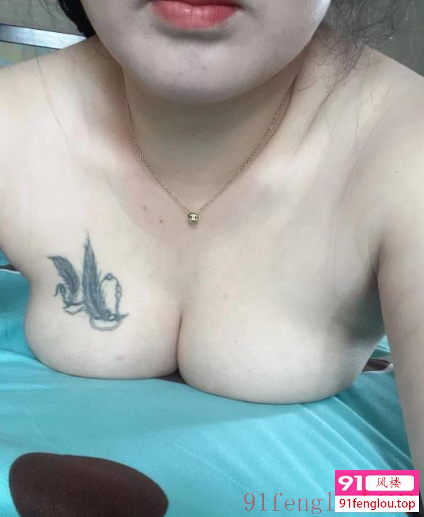 标准服务小姐姐