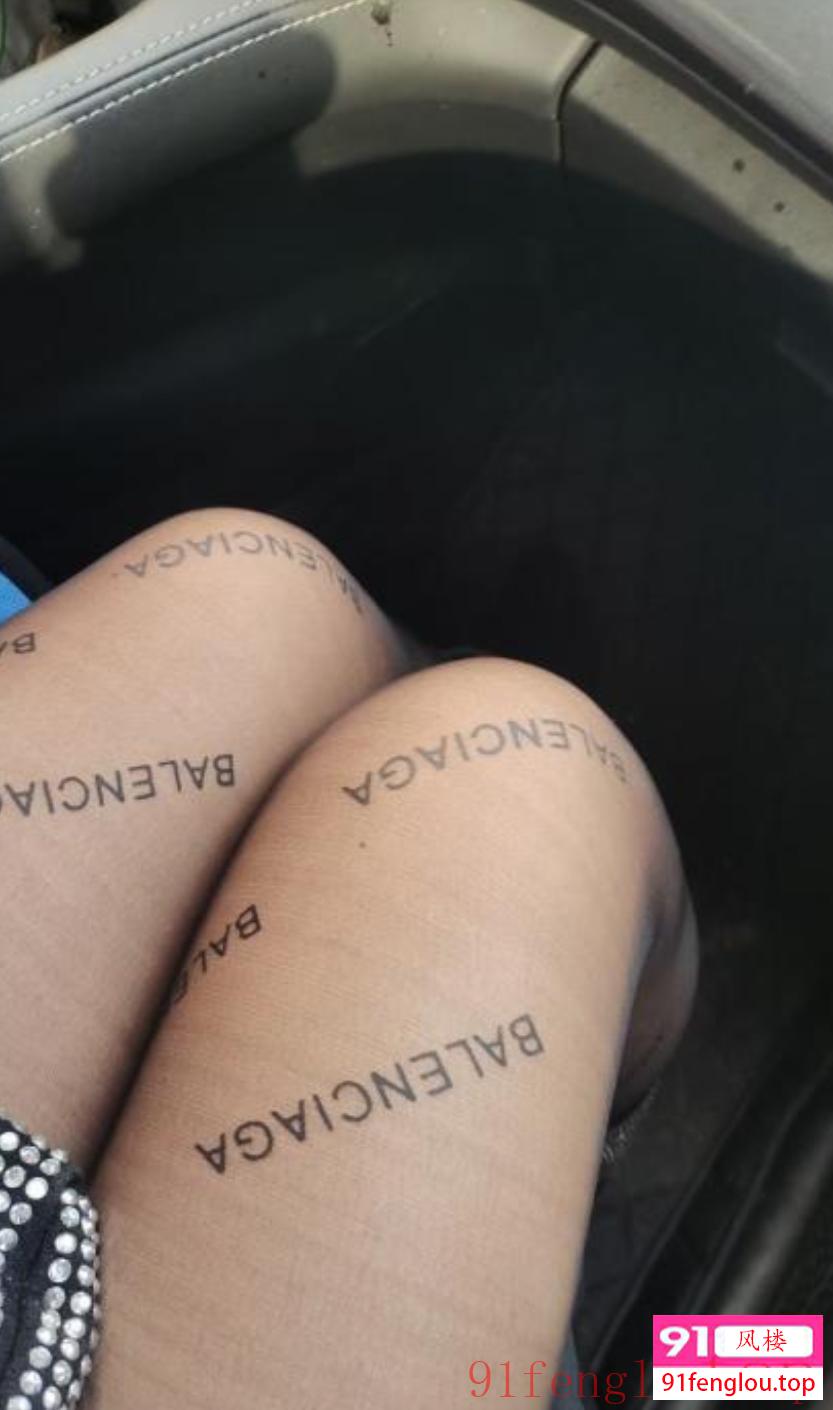 能后入碰水骚妇