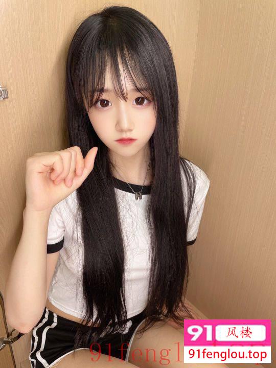 一线天可可q3176115737