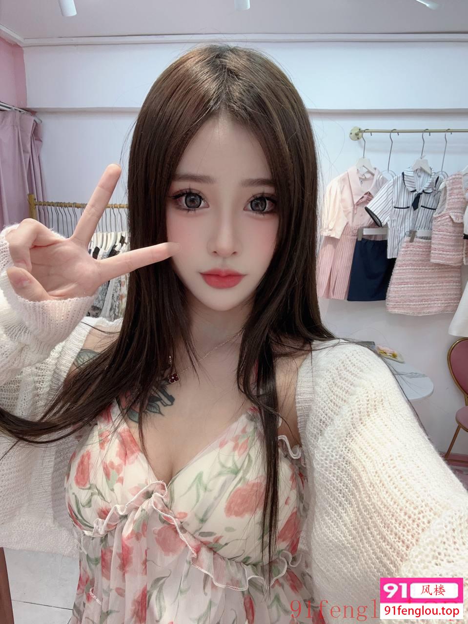 颜值小网红 人嫩下面紧