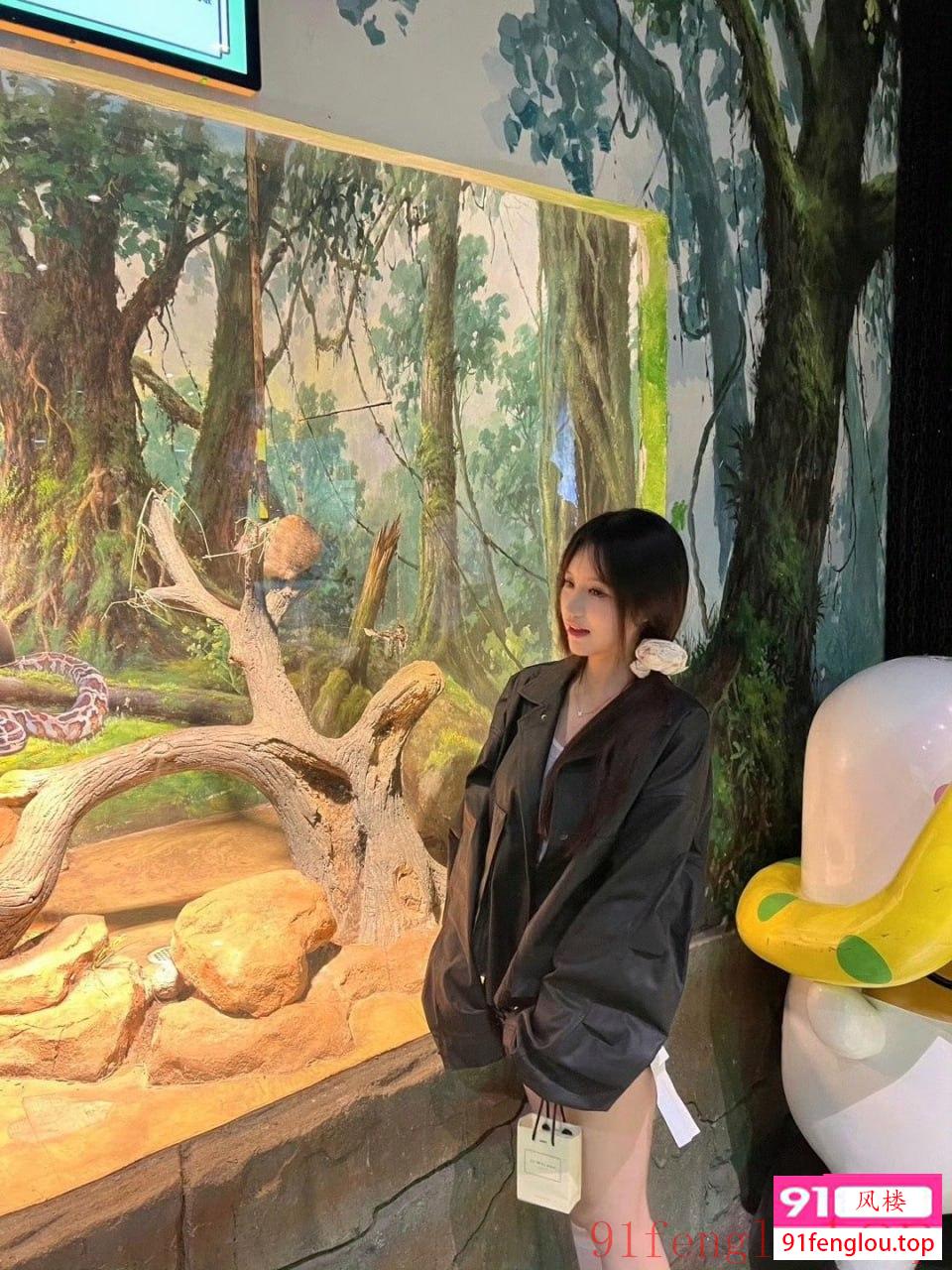 白嫩性感小美女（可上门）