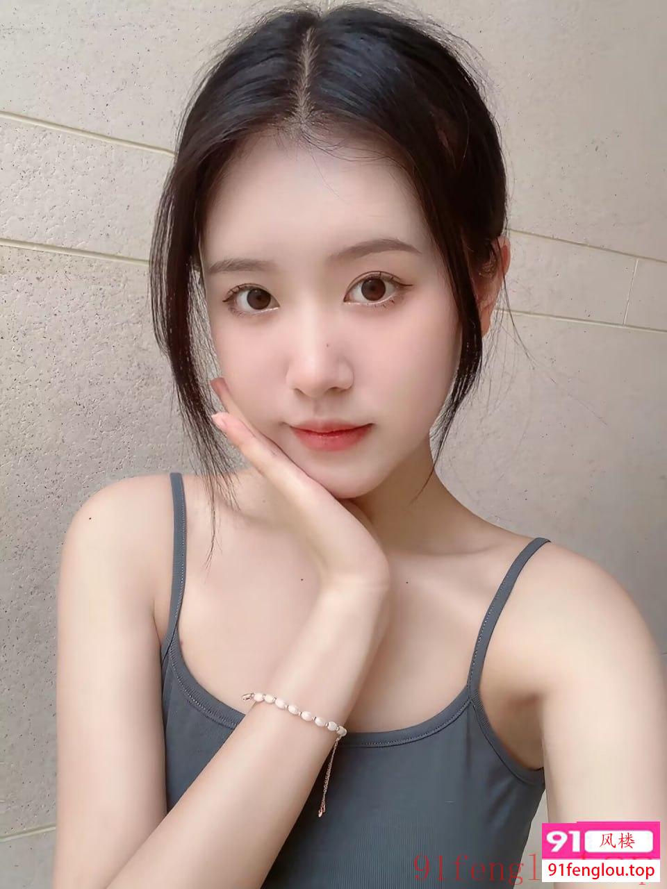 朝阳区垡头地铁站，骚逼多多，精品多多