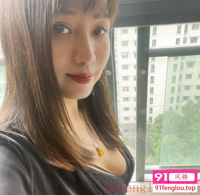上城抓龙筋大胸熟女