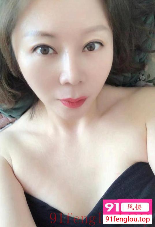 兼职喷水少妇鑫鑫