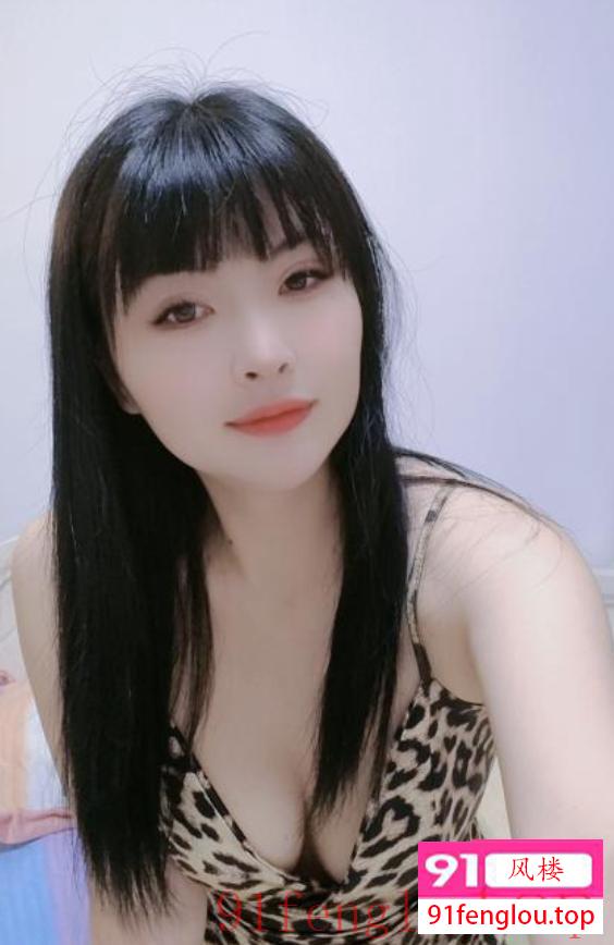 武昌岳家嘴小芸儿