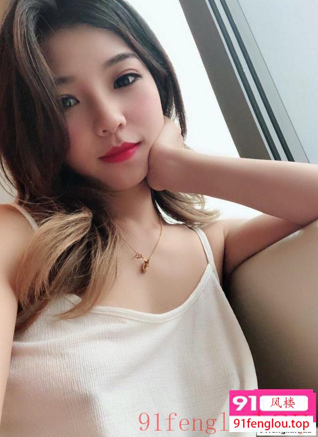 短暂兼职粉嫩多汁妹妹