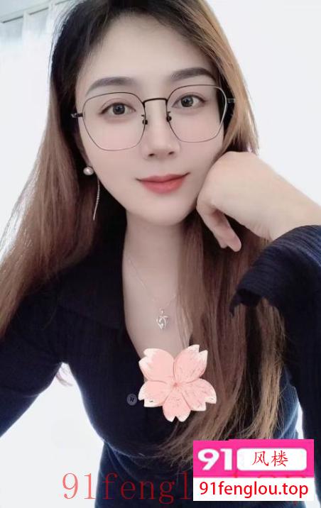 大长腿风骚老师