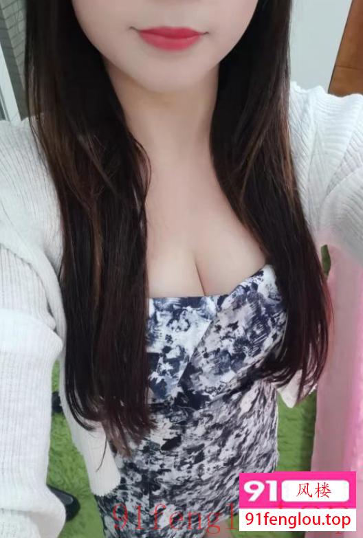 西区服务型美女