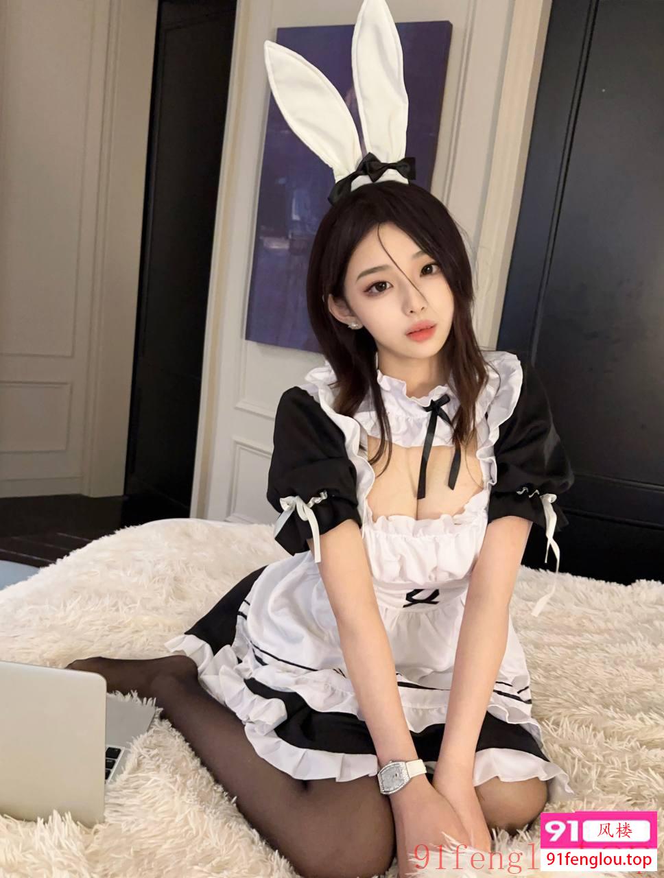 00后极品尤物下紧水多