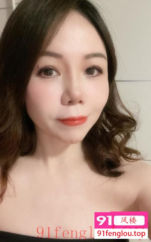 秦淮闷骚型小姐姐