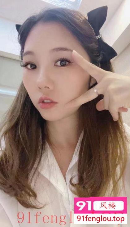 白云服务型小丽