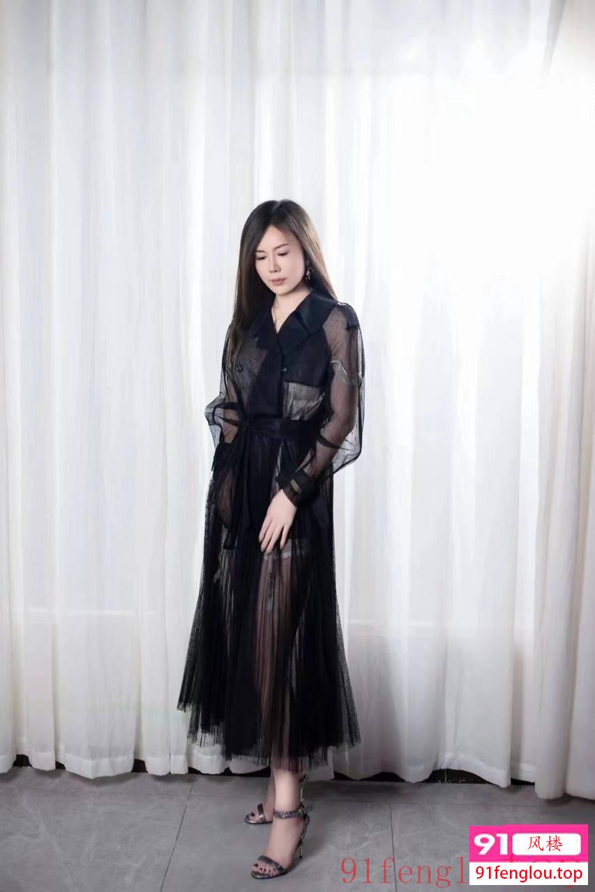 太阳宫-高挑熟女大，腰细，翘臀，肤白如脂