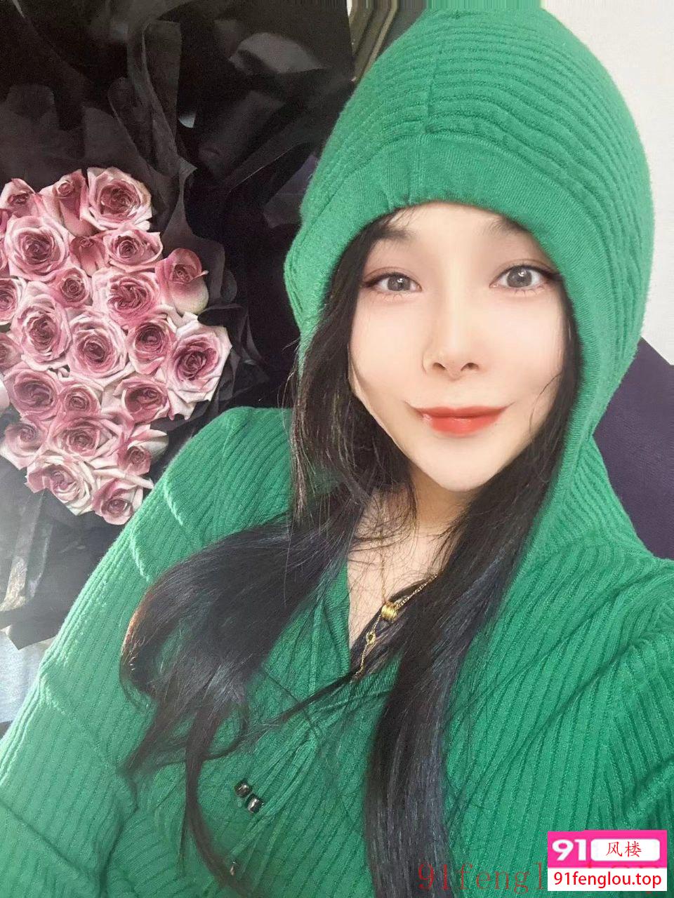 余杭性感苗条服务系人妻