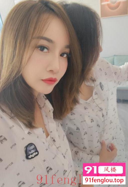 长腿韵味小少妇