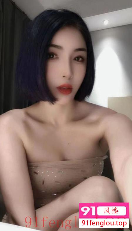 包河短发颜值小姐姐