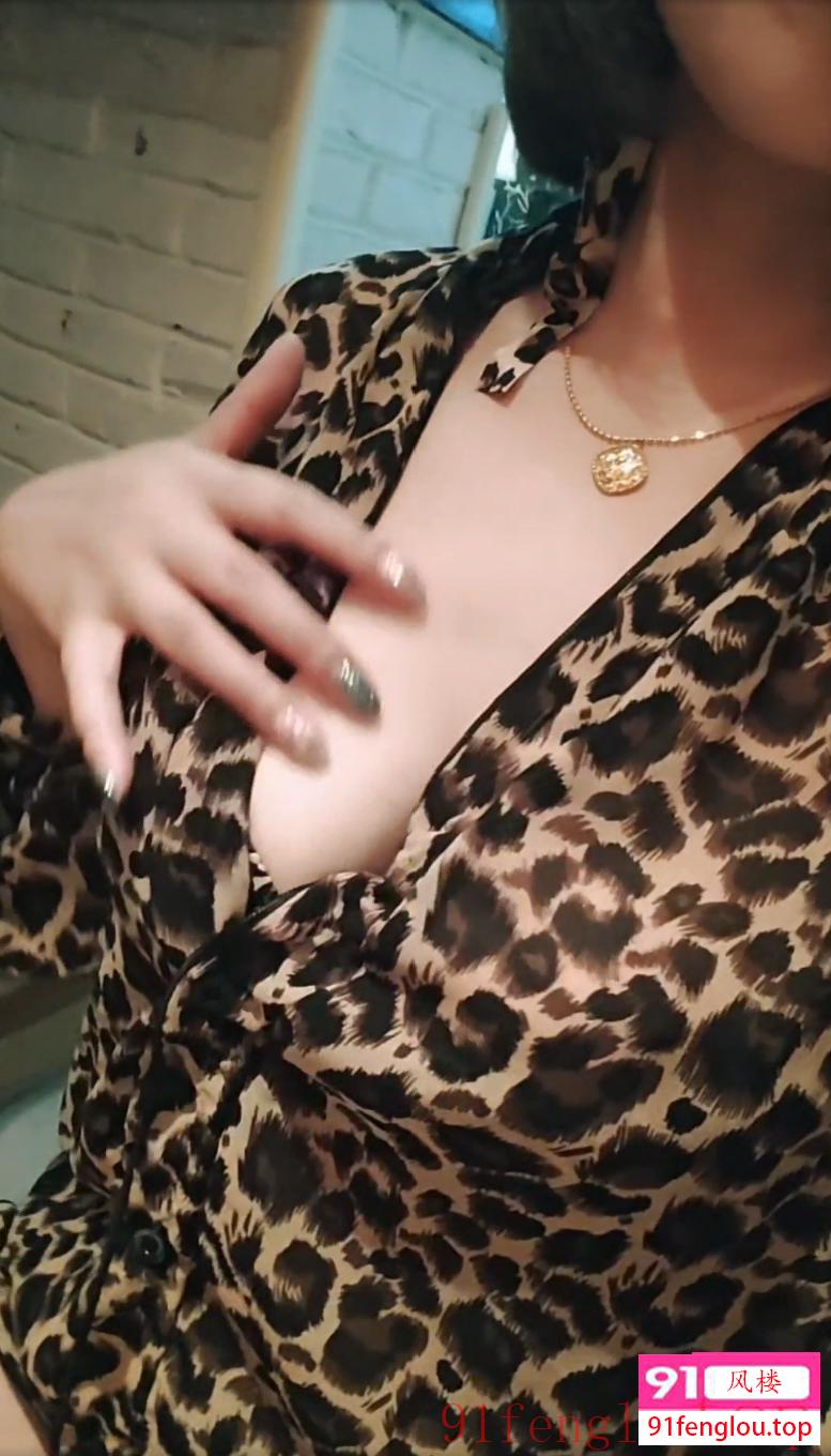 立水桥黑丝美腿瑜伽