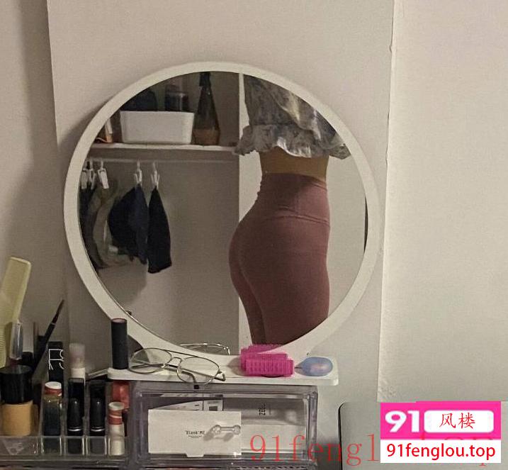 上城兼职翘臀妹