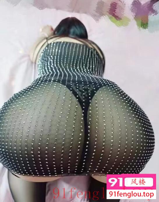 双桥潮喷S臀臀人妻