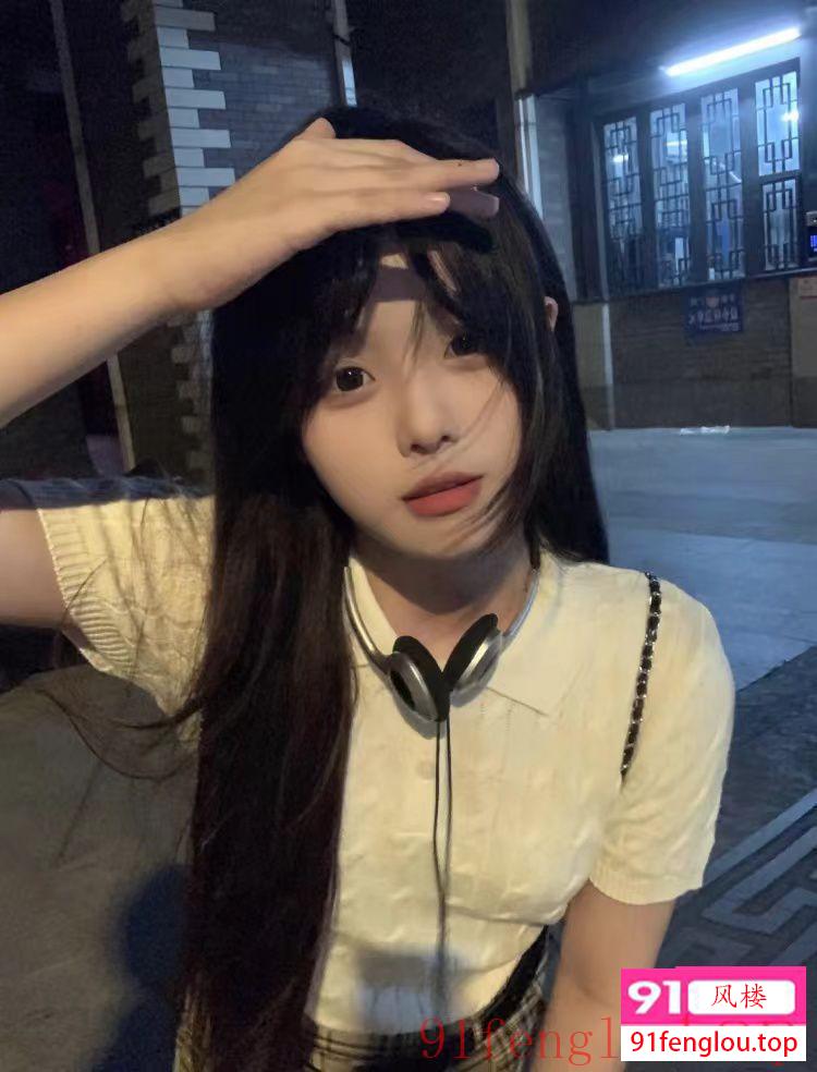 可三通后入的小萝莉