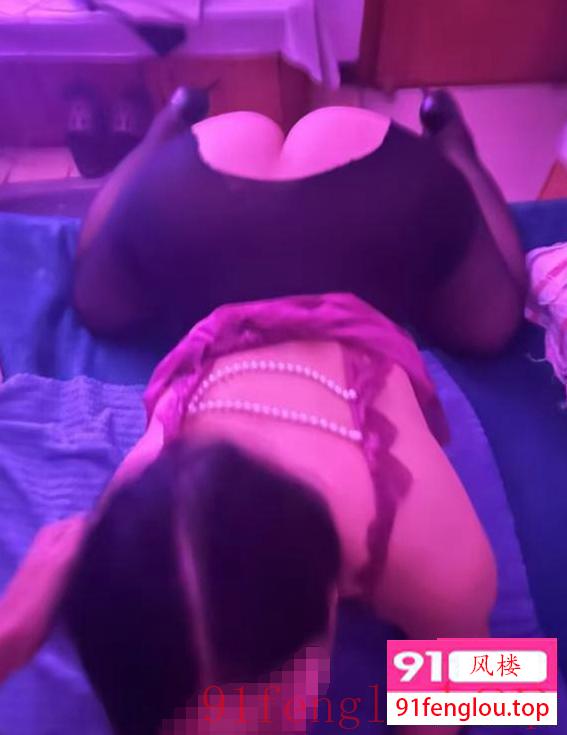 海珠大屁股少妇