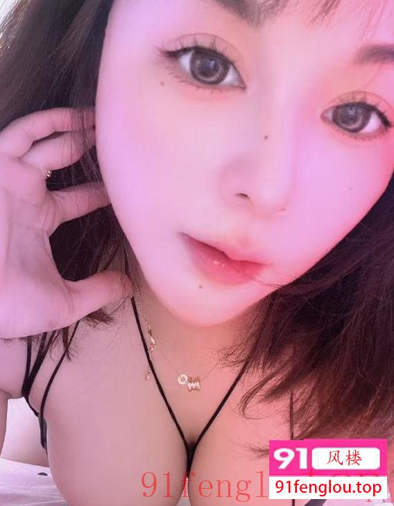 蛇吻D罩杯制服御姐