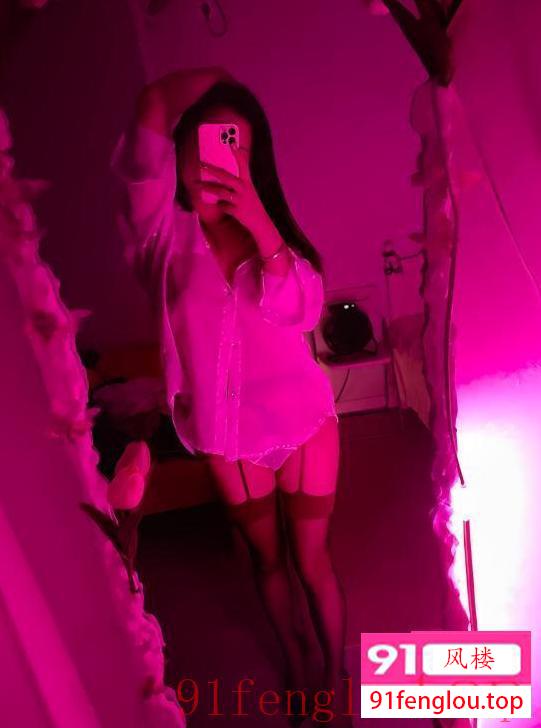 泄火炮架子小不点