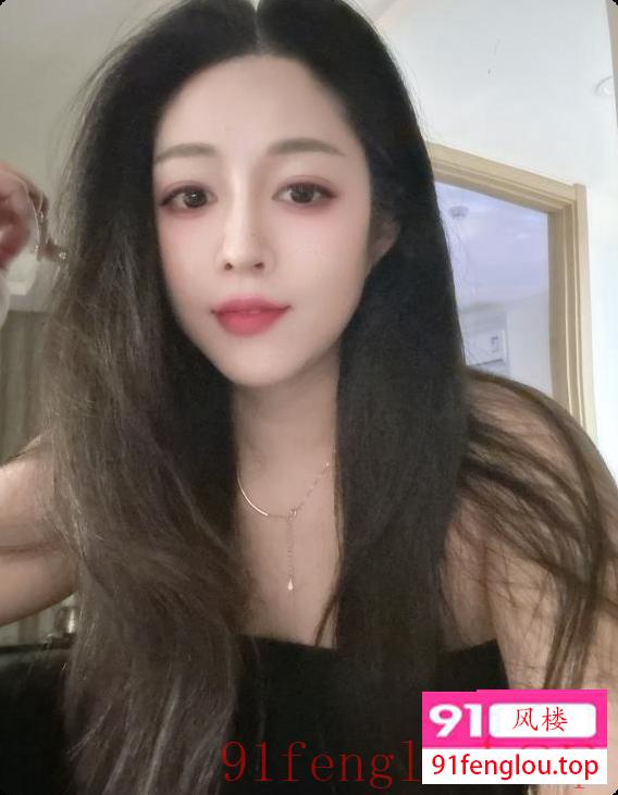 极品肉感可舌吻梓琪