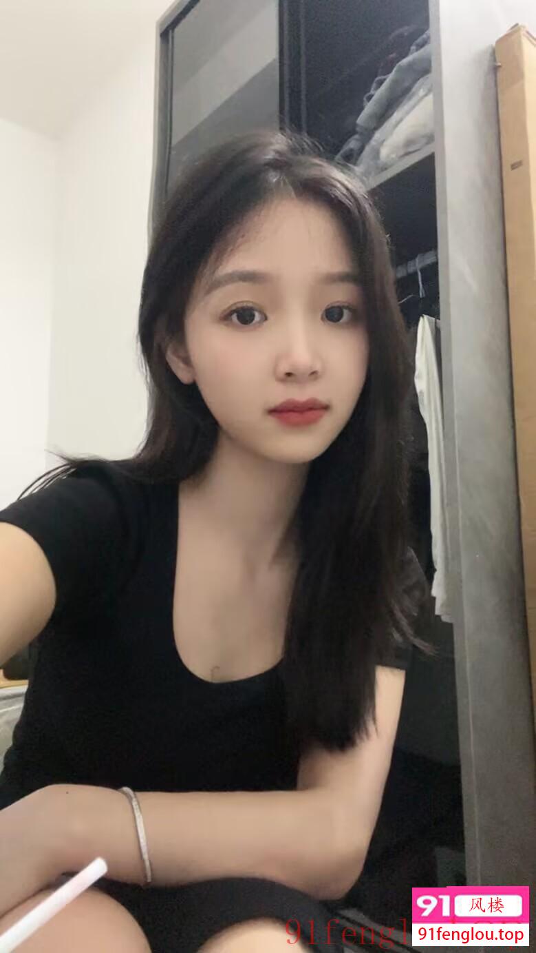 萝莉妹一线天小逼逼